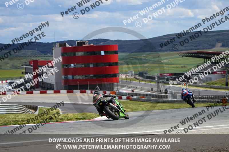 cadwell no limits trackday;cadwell park;cadwell park photographs;cadwell trackday photographs;enduro digital images;event digital images;eventdigitalimages;navarra;no limits trackdays;peter wileman photography;racing digital images;trackday digital images;trackday photos